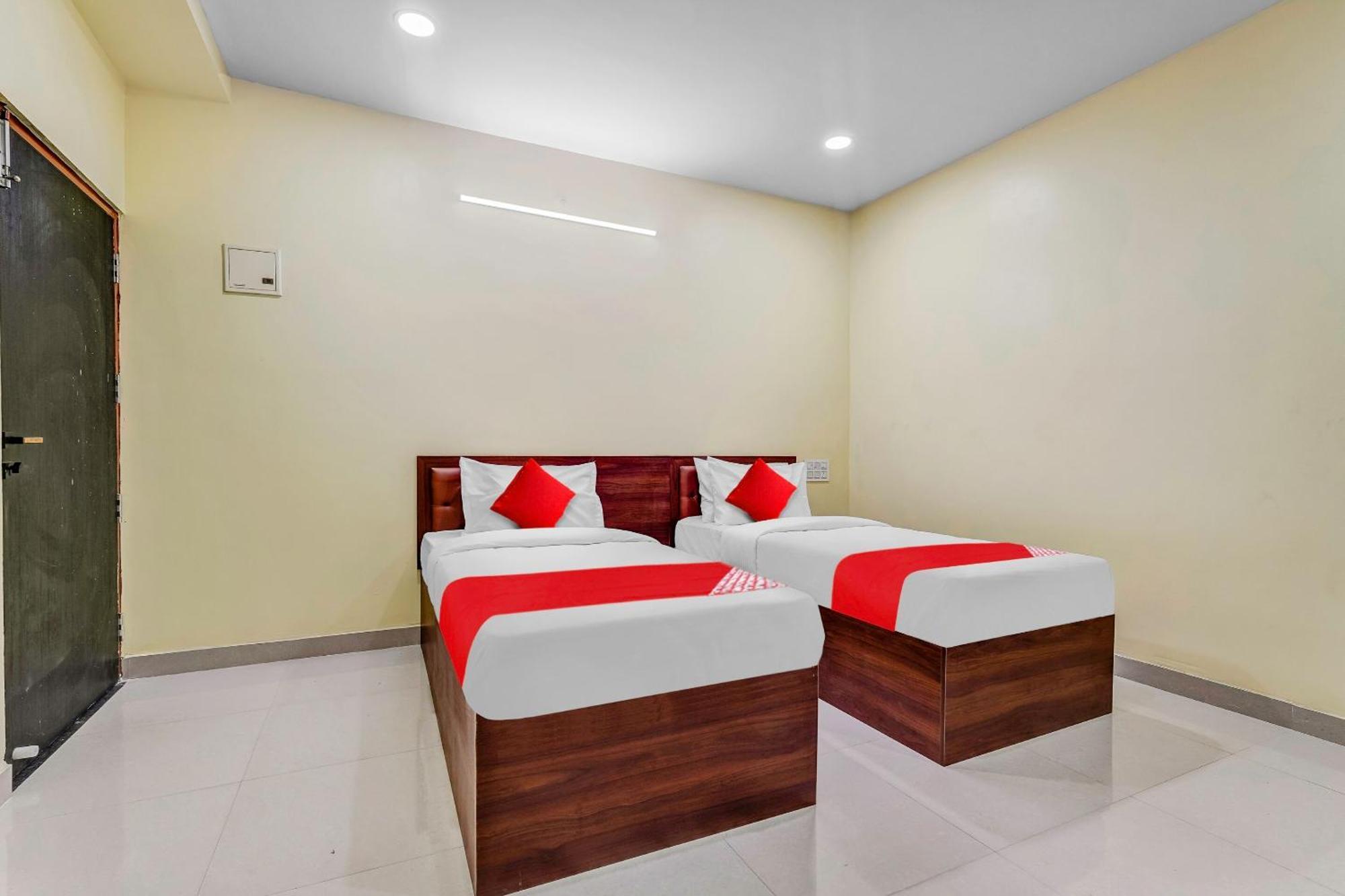 Oyo Flagship Hotel Ayodhya Bengaluru Kültér fotó